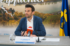 Udo Landbauer kritisiert das Maßnahmenchaos der Regierung