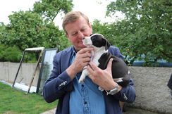 Für Landesrat Gottfried Waldhäusl ist die Hilfe für verletzte Tiere eine Herzensangelegenheit