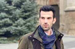 "Anstatt Widerstand zu leisten, ist die ÖVP NÖ stets mittendrin statt nur dabei“, kritisiert Landbauer.