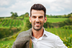 Landesparteiobmann Udo Landbauer fordert eine gratis Niederösterreich CARD für alle Landsleute