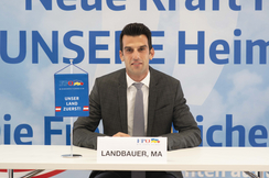 Udo Landbauer findet klare Worte zum Kopftuchverbot 