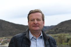 Landesrat Gottfried Waldhäusl erteilt dem Vorstoß, einen künstlichen Asylgrund durch die Hintertüre nämlich durch die Lehre für Asylwerber zu schaffen, eine klare Absage! 