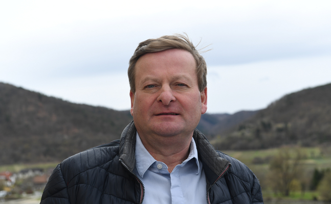 Landesrat Gottfried Waldhäusl erteilt dem Vorstoß, einen künstlichen Asylgrund durch die Hintertüre nämlich durch die Lehre für Asylwerber zu schaffen, eine klare Absage! 