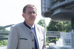 LAbg. Dieter Dorner fordert mehr Mitsprache auf kommunaler Ebene!